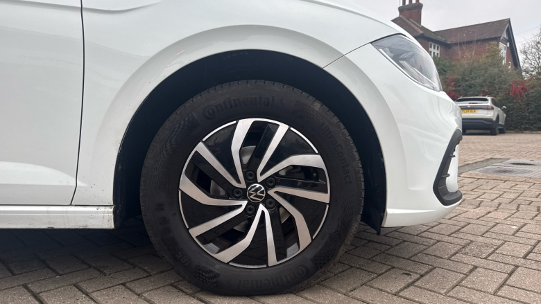 Volkswagen Polo 1.0 TSI Life 5dr DSG Petrol Hatchback